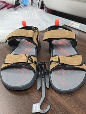 Ozark Trail Size 13 Brown Velcro Slip On Sandal